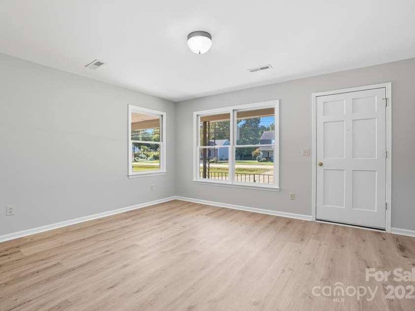3230 Innes Street, Salisbury, NC 28144.  MLS# CAR4313094, YatesRealty ID 18370. 