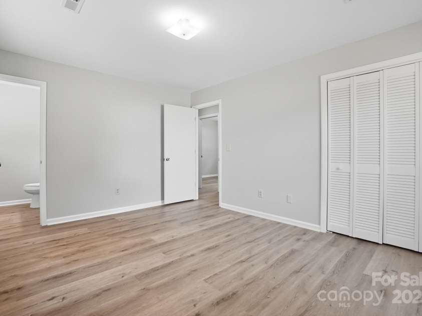 3230 Innes Street, Salisbury, NC 28144.  MLS# CAR4313094, YatesRealty ID 18370. 