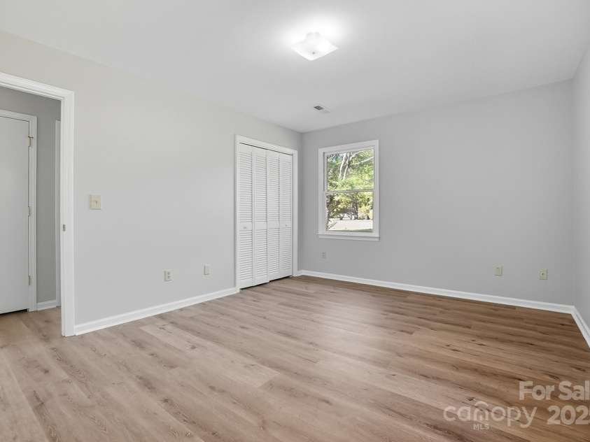 3230 Innes Street, Salisbury, NC 28144.  MLS# CAR4313094, YatesRealty ID 18370. 