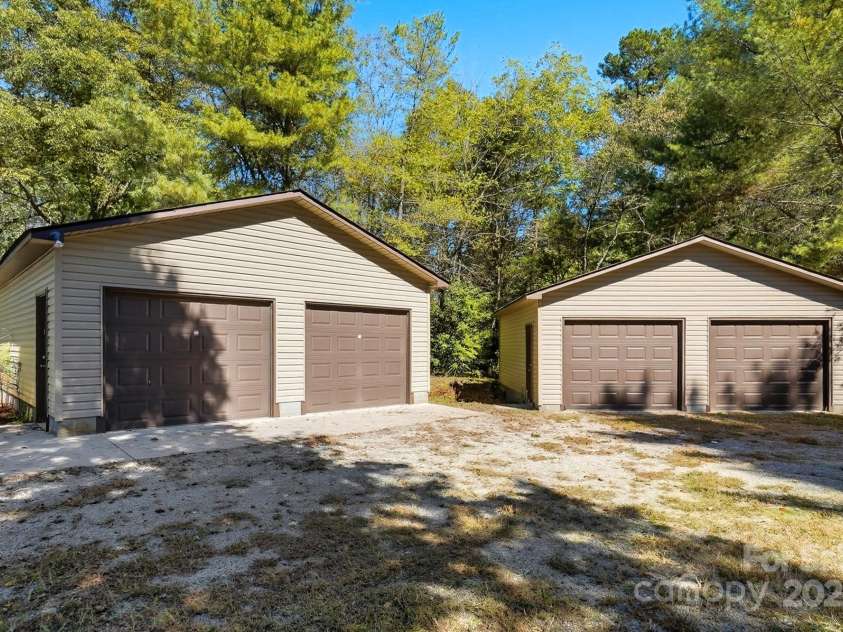 3230 Innes Street, Salisbury, NC 28144.  MLS# CAR4313094, YatesRealty ID 18370. 
