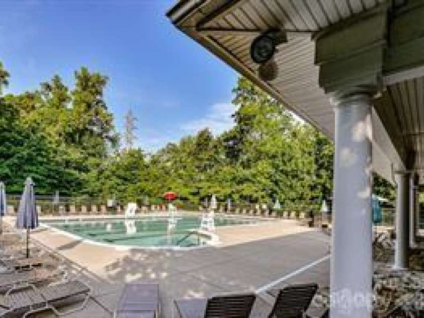18721 The Commons Boulevard, Cornelius, NC 28031.  MLS# CAR4373232, YatesRealty ID 18371. Community Pool!