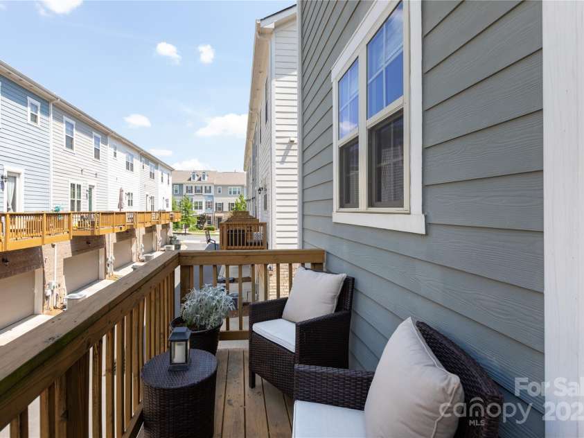 9521 AINSLIE DOWNS Street, Charlotte, NC 28273.  MLS# CAR4256337, YatesRealty ID 18371. 