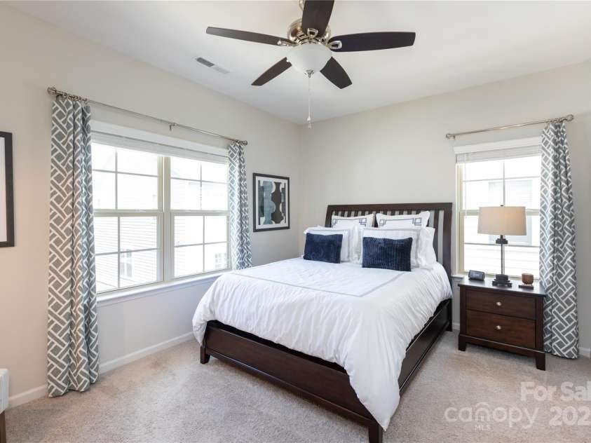 9521 AINSLIE DOWNS Street, Charlotte, NC 28273.  MLS# CAR4256337, YatesRealty ID 18371. 