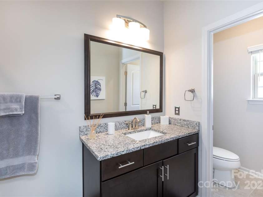 9521 AINSLIE DOWNS Street, Charlotte, NC 28273.  MLS# CAR4256337, YatesRealty ID 18371. 