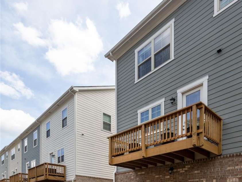 9521 AINSLIE DOWNS Street, Charlotte, NC 28273.  MLS# CAR4256337, YatesRealty ID 18371. 