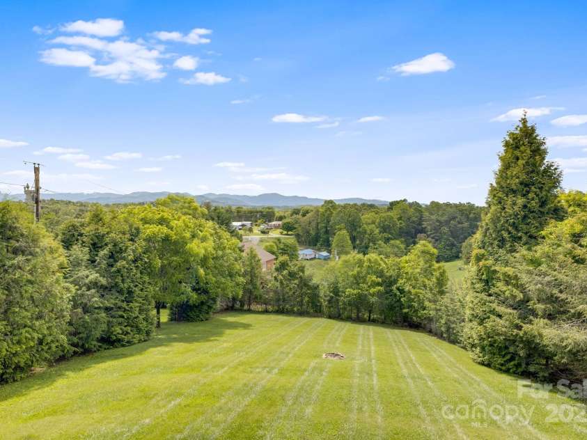 87 Collins Road, Marshall, NC 28753.  MLS# CAR4267470, YatesRealty ID 18372. 