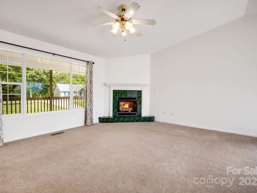 87 Collins Road, Marshall, NC 28753.  MLS# CAR4267470, YatesRealty ID 18372. 