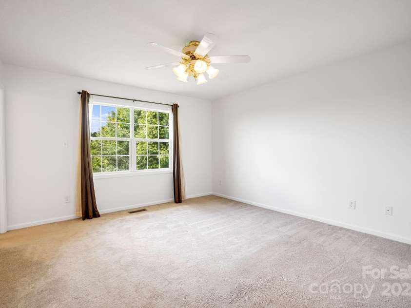 87 Collins Road, Marshall, NC 28753.  MLS# CAR4267470, YatesRealty ID 18372. 