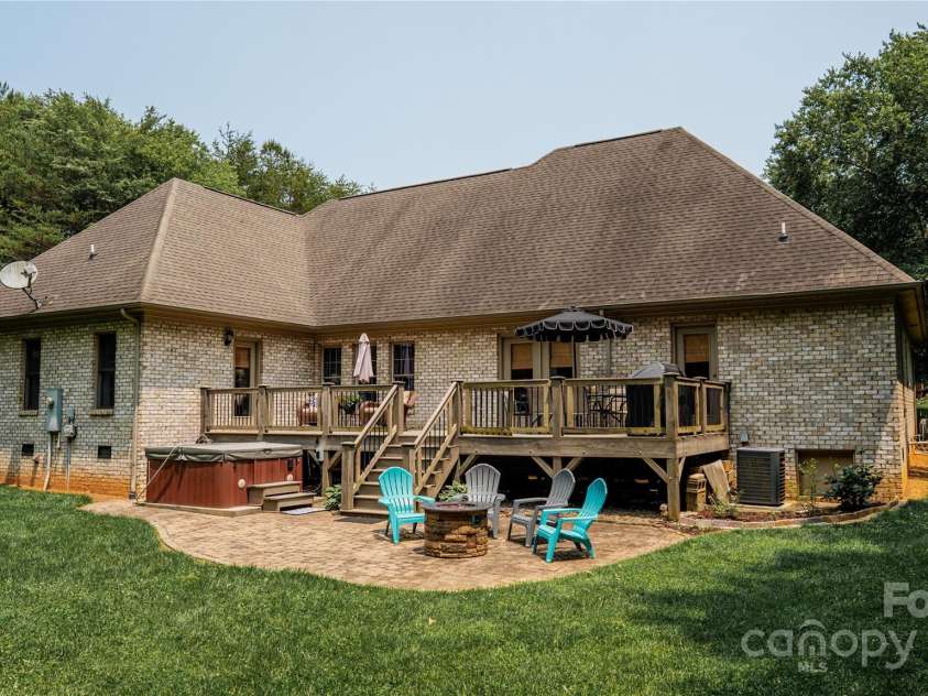 3273 16th Street, Hickory, NC 28601.  MLS# CAR4265590, YatesRealty ID 18373. Back of House