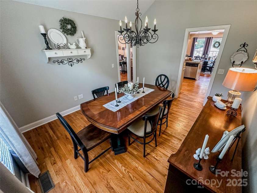 3273 16th Street, Hickory, NC 28601.  MLS# CAR4265590, YatesRealty ID 18373. Dining Room