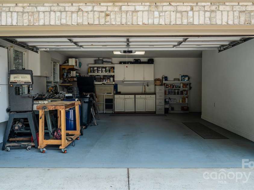 3273 16th Street, Hickory, NC 28601.  MLS# CAR4265590, YatesRealty ID 18373. Garage Interior