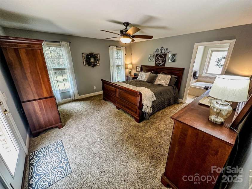 3273 16th Street, Hickory, NC 28601.  MLS# CAR4265590, YatesRealty ID 18373. Primary Bedroom