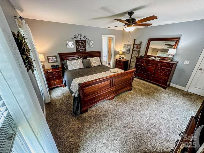 3273 16th Street, Hickory, NC 28601.  MLS# CAR4265590, YatesRealty ID 18373. Primary Bedroom