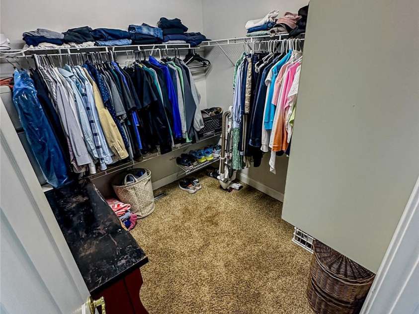 3273 16th Street, Hickory, NC 28601.  MLS# CAR4265590, YatesRealty ID 18373. Primary WIC