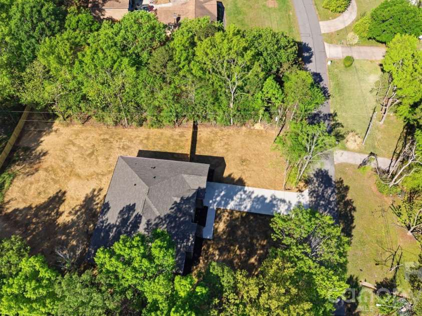 311 Hudson Drive, Harrisburg, NC 28075.  MLS# CAR4333304, YatesRealty ID 18374. 