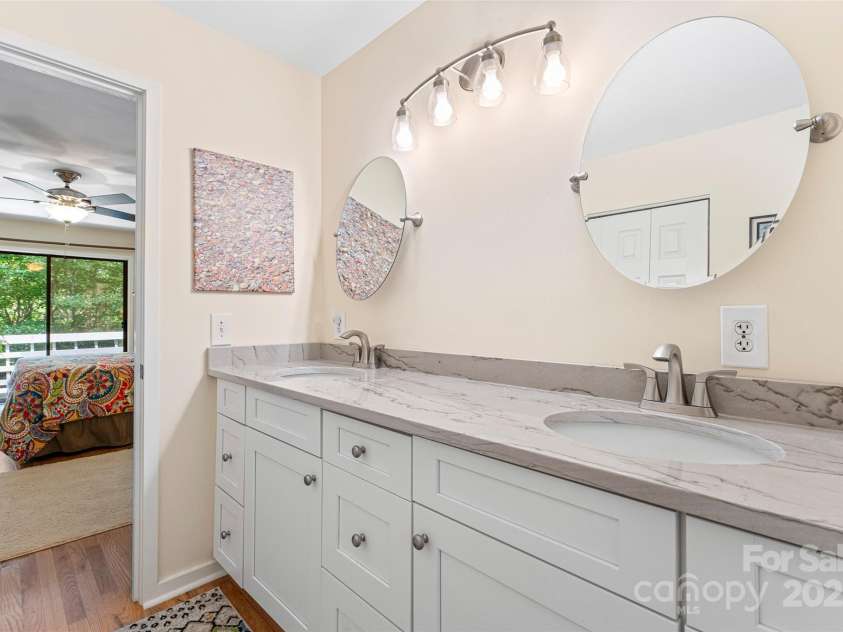 60 Holly Ridge Road, Pisgah Forest, NC 28768.  MLS# CAR4171351, YatesRealty ID 18375. 