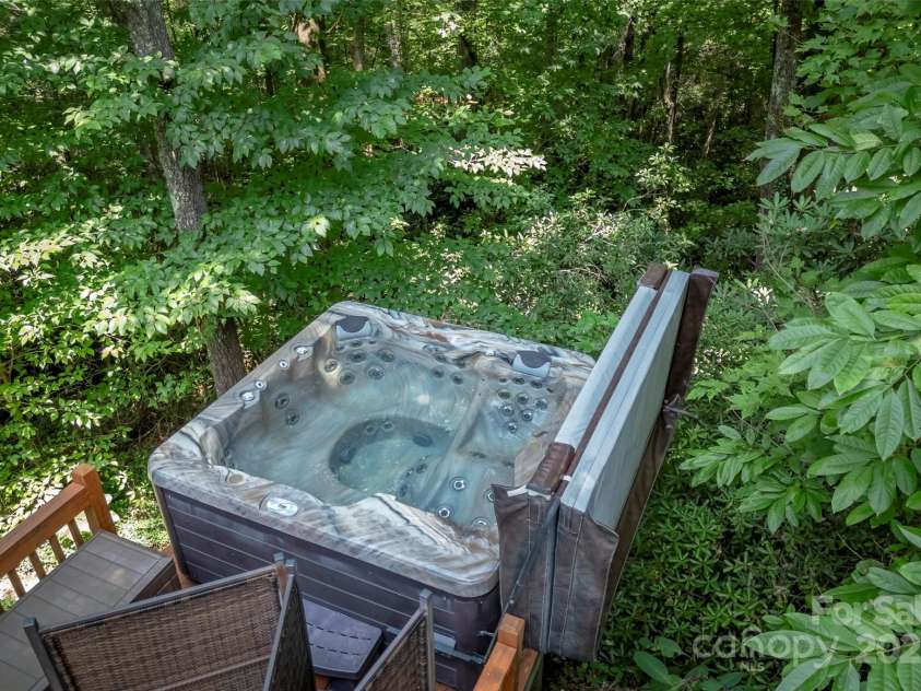 60 Holly Ridge Road, Pisgah Forest, NC 28768.  MLS# CAR4171351, YatesRealty ID 18375. 