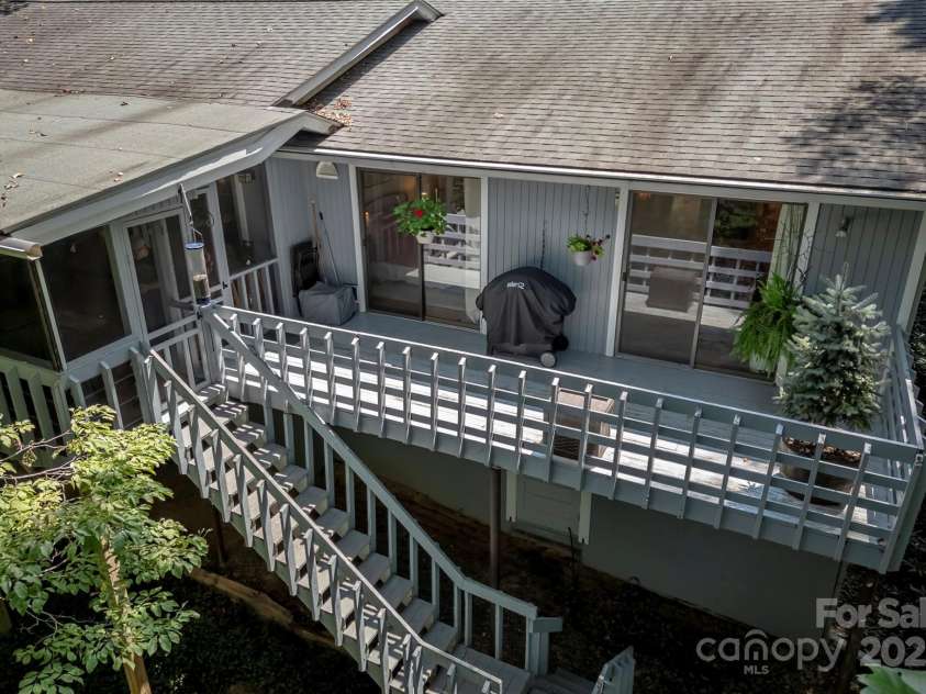 60 Holly Ridge Road, Pisgah Forest, NC 28768.  MLS# CAR4171351, YatesRealty ID 18375. 