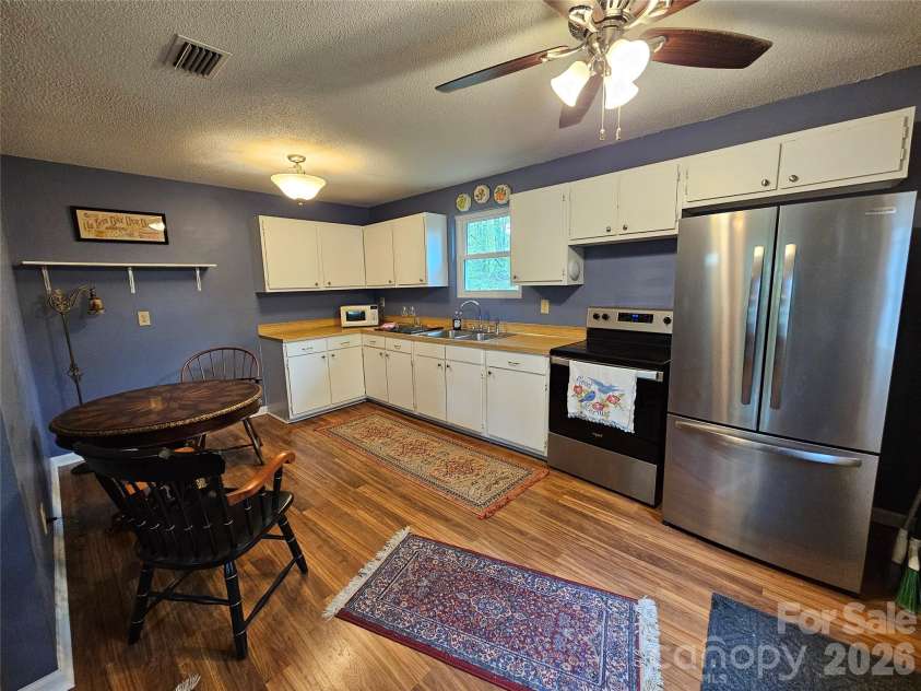 1982 Old Farm Road, Concord, NC 28025.  MLS# CAR4367024, YatesRealty ID 18376. 