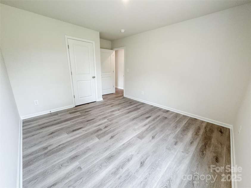 7601 Hammond Drive, Charlotte, NC 28215.  MLS# CAR4267514, YatesRealty ID 18378. Additional bedroom