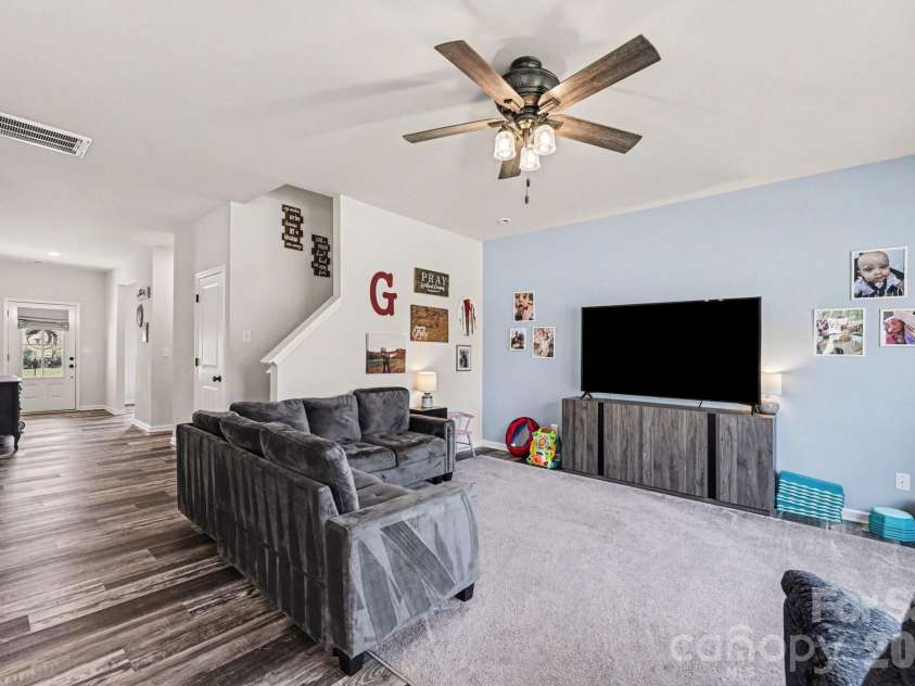 101 Rocklyn Lane, Salisbury, NC 28146.  MLS# CAR4354272, YatesRealty ID 18379. 