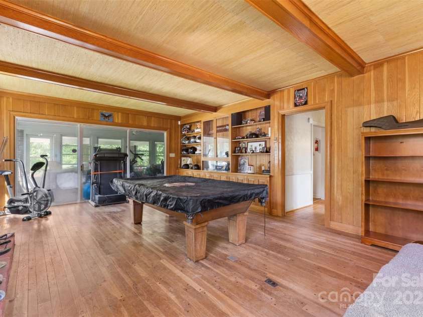 1574 Jarrett Farm Road, Newton, NC 28658.  MLS# CAR4252937, YatesRealty ID 18379. 