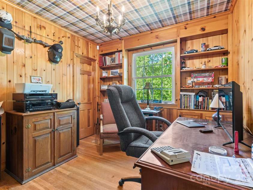 1574 Jarrett Farm Road, Newton, NC 28658.  MLS# CAR4252937, YatesRealty ID 18379. 