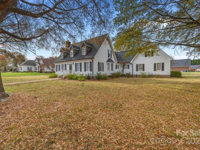 103 Hampshire Court, Salisbury, NC 28144.  MLS# CAR4322037, YatesRealty ID 1838. 