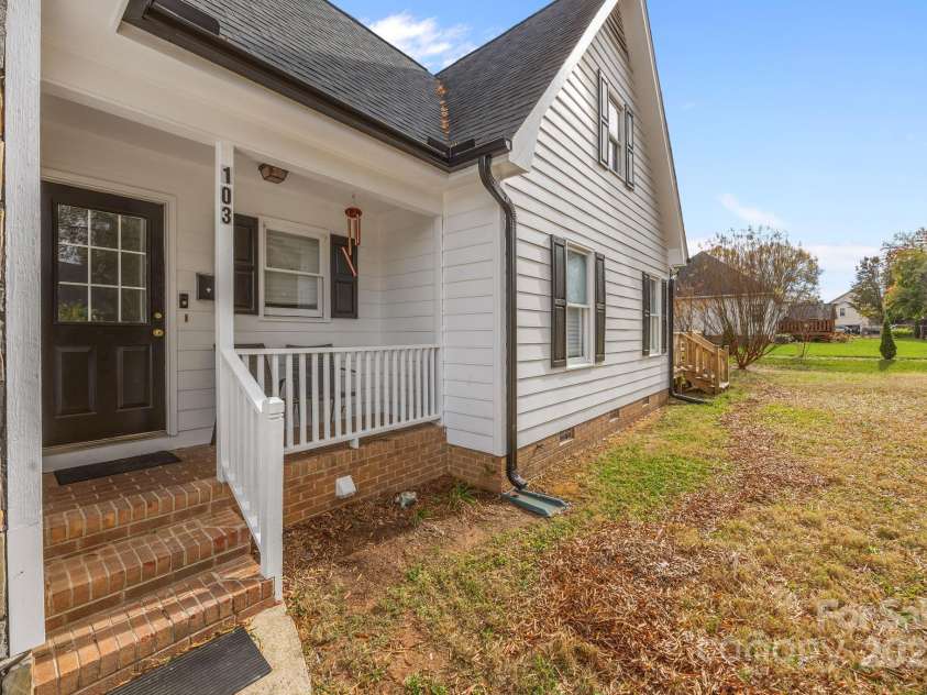 103 Hampshire Court, Salisbury, NC 28144.  MLS# CAR4322037, YatesRealty ID 1838. 