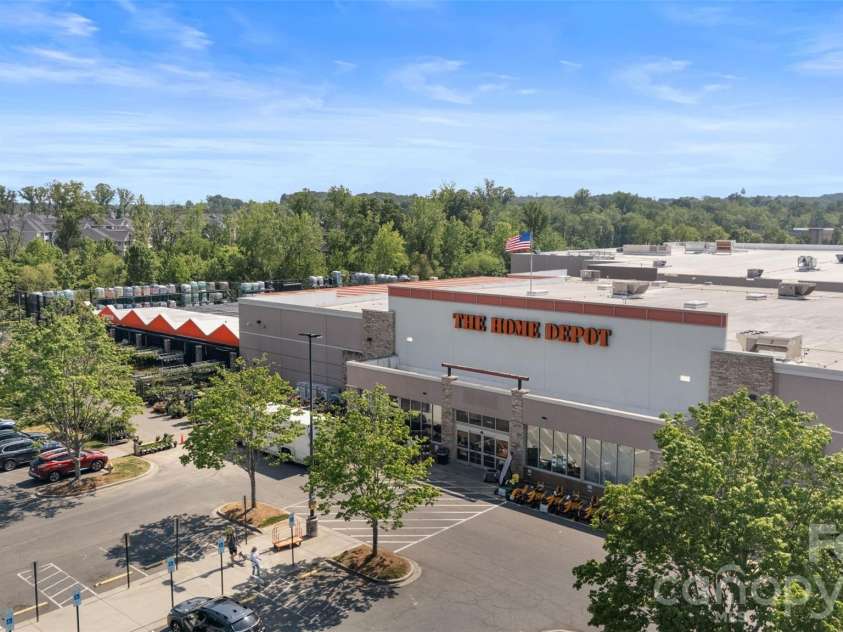 13809 Loch Loyal Drive, Charlotte, NC 28273.  MLS# CAR4374998, YatesRealty ID 18381. 
