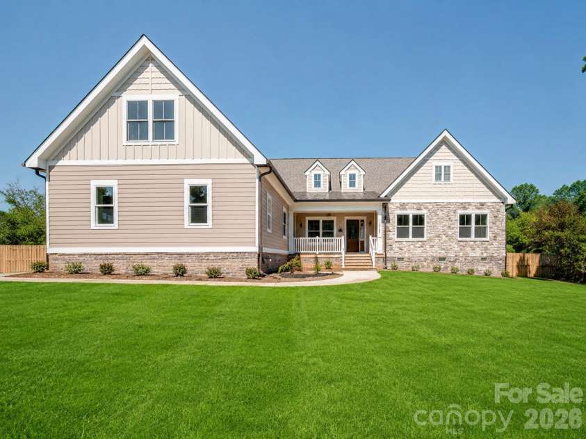 1502 Marion Street, Monroe, NC 28112.  MLS# CAR4372299, YatesRealty ID 18383. 