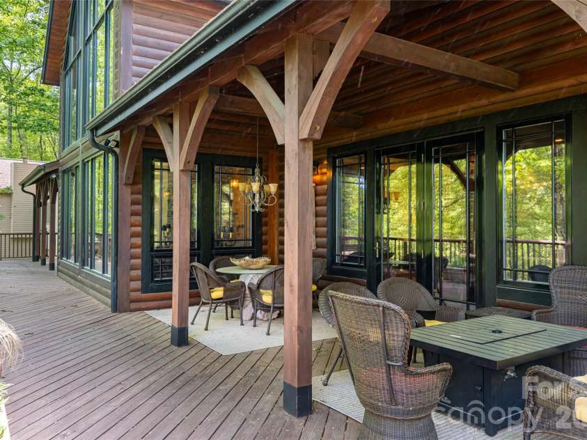 14 Walnut Drive, Mills River, NC 28759.  MLS# CAR4368399, YatesRealty ID 18386. 