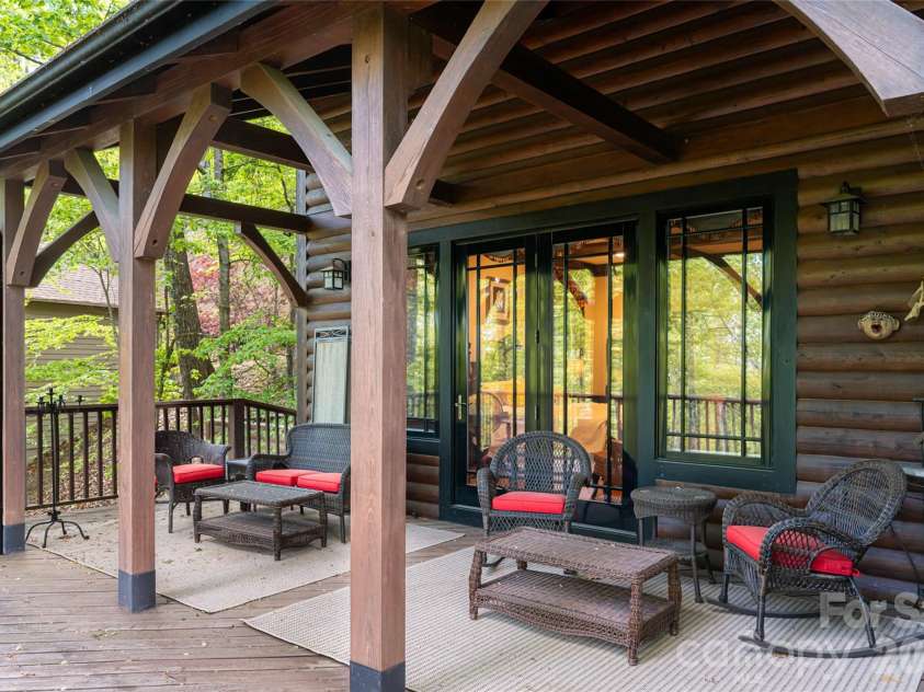 14 Walnut Drive, Mills River, NC 28759.  MLS# CAR4368399, YatesRealty ID 18386. Basement Apartment Patio