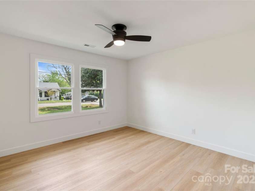 1506-1508 Matheson Avenue, Charlotte, NC 28205.  MLS# CAR4206811, YatesRealty ID 18387. 