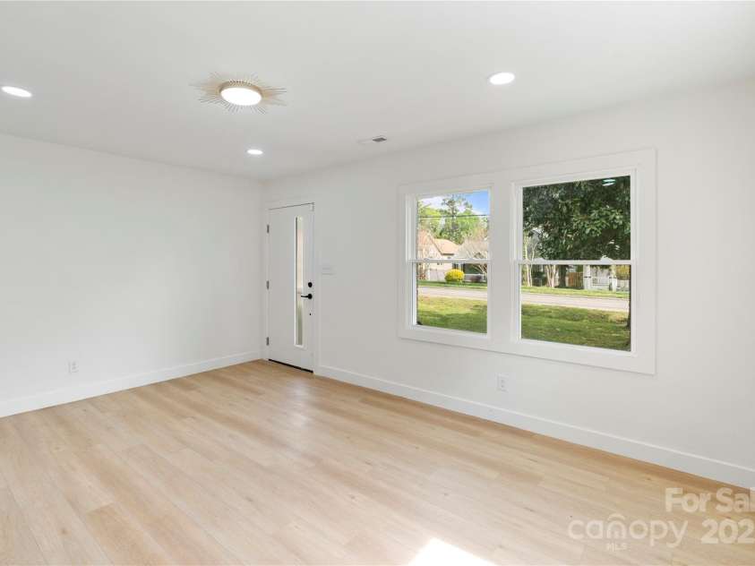 1506-1508 Matheson Avenue, Charlotte, NC 28205.  MLS# CAR4206811, YatesRealty ID 18387. 