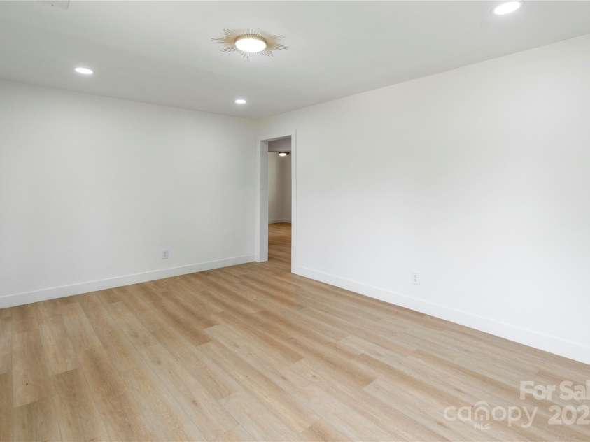 1506-1508 Matheson Avenue, Charlotte, NC 28205.  MLS# CAR4206811, YatesRealty ID 18387. 