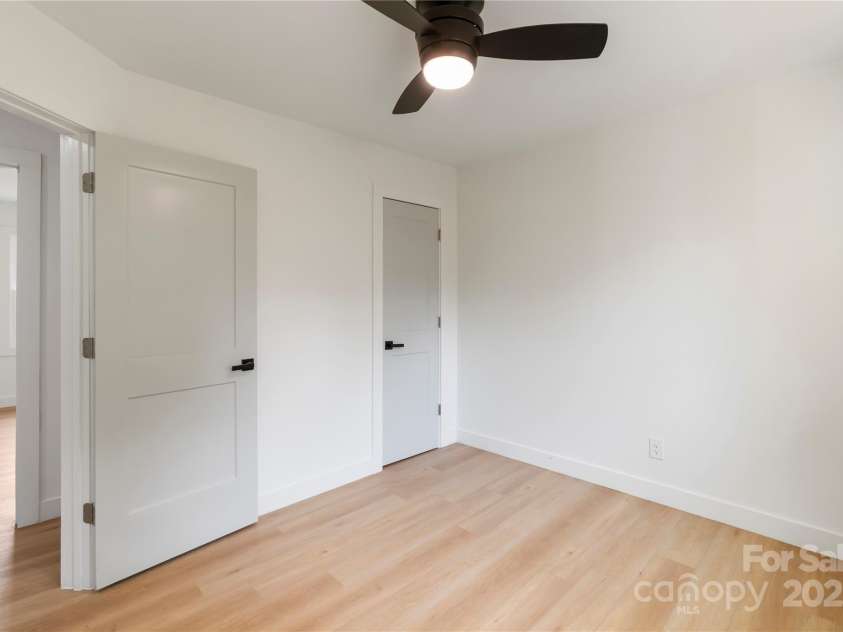 1506-1508 Matheson Avenue, Charlotte, NC 28205.  MLS# CAR4206811, YatesRealty ID 18387. 