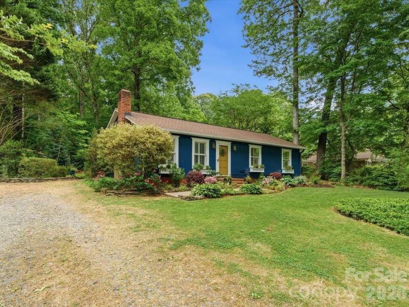 6000 Lake Road, Mint Hill, NC 28227.  MLS# CAR4372394, YatesRealty ID 18387. 