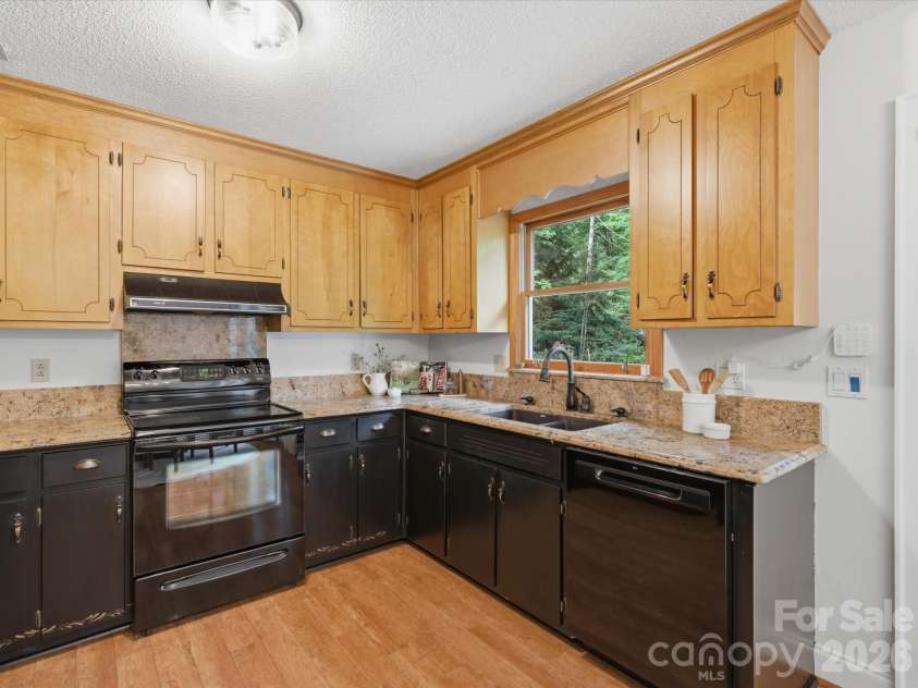 6000 Lake Road, Mint Hill, NC 28227.  MLS# CAR4372394, YatesRealty ID 18387. 