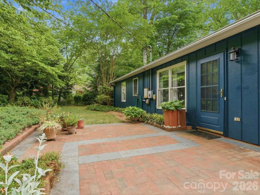6000 Lake Road, Mint Hill, NC 28227.  MLS# CAR4372394, YatesRealty ID 18387. 