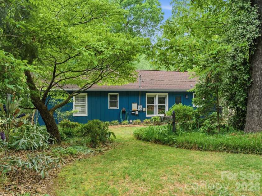 6000 Lake Road, Mint Hill, NC 28227.  MLS# CAR4372394, YatesRealty ID 18387. 