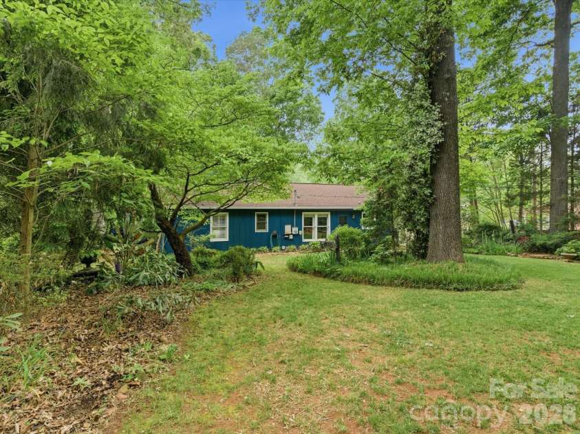 6000 Lake Road, Mint Hill, NC 28227.  MLS# CAR4372394, YatesRealty ID 18387. 