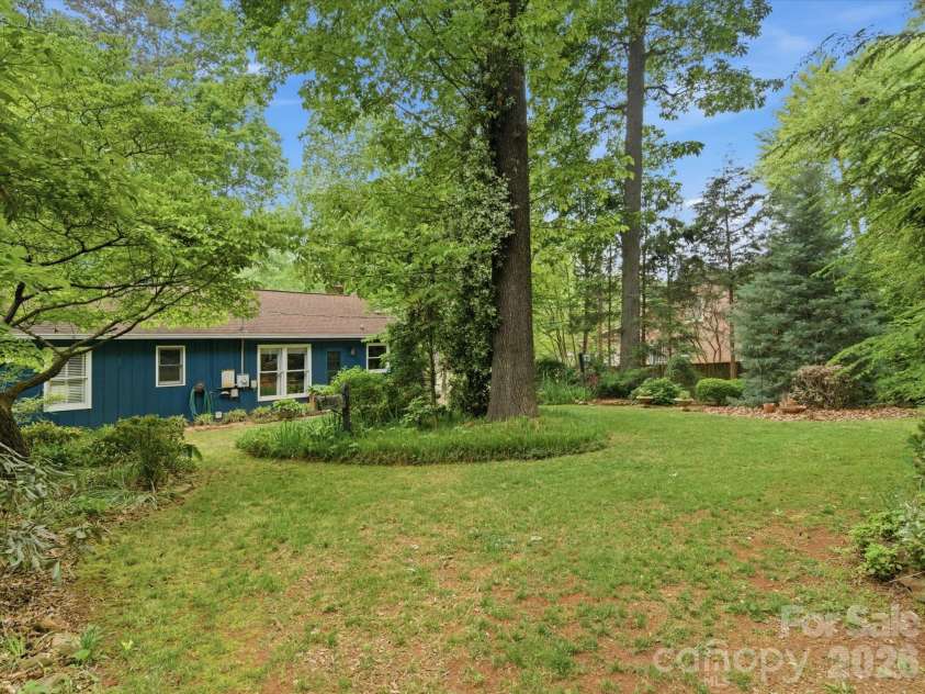 6000 Lake Road, Mint Hill, NC 28227.  MLS# CAR4372394, YatesRealty ID 18387. 