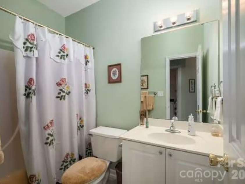 1614 Iverness Court, Gastonia, NC 28056.  MLS# CAR4368454, YatesRealty ID 18388. 
