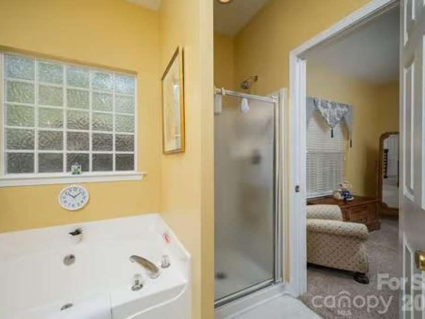1614 Iverness Court, Gastonia, NC 28056.  MLS# CAR4368454, YatesRealty ID 18388. 