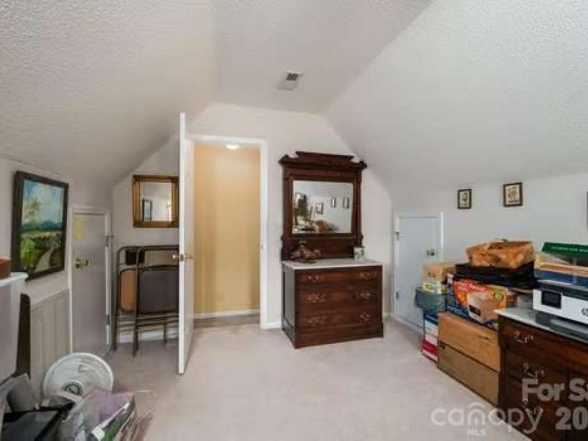 1614 Iverness Court, Gastonia, NC 28056.  MLS# CAR4368454, YatesRealty ID 18388. 