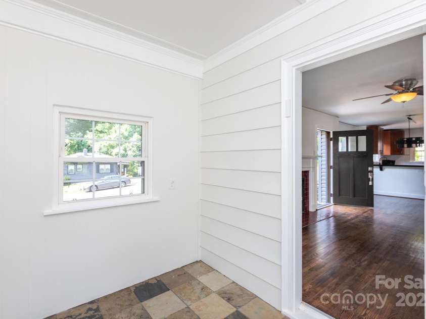 2628 Clydesdale Terrace, Charlotte, NC 28208.  MLS# CAR4267702, YatesRealty ID 18388. Office