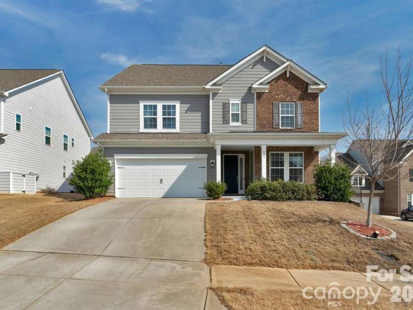 930 Parkland Place, Concord, NC 28027.  MLS# CAR4394896, YatesRealty ID 18389. 