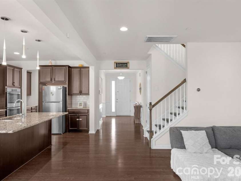 930 Parkland Place, Concord, NC 28027.  MLS# CAR4394896, YatesRealty ID 18389. 