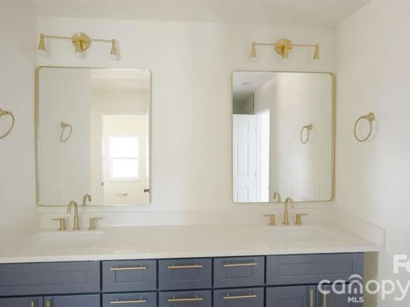 930 Parkland Place, Concord, NC 28027.  MLS# CAR4394896, YatesRealty ID 18389. 
